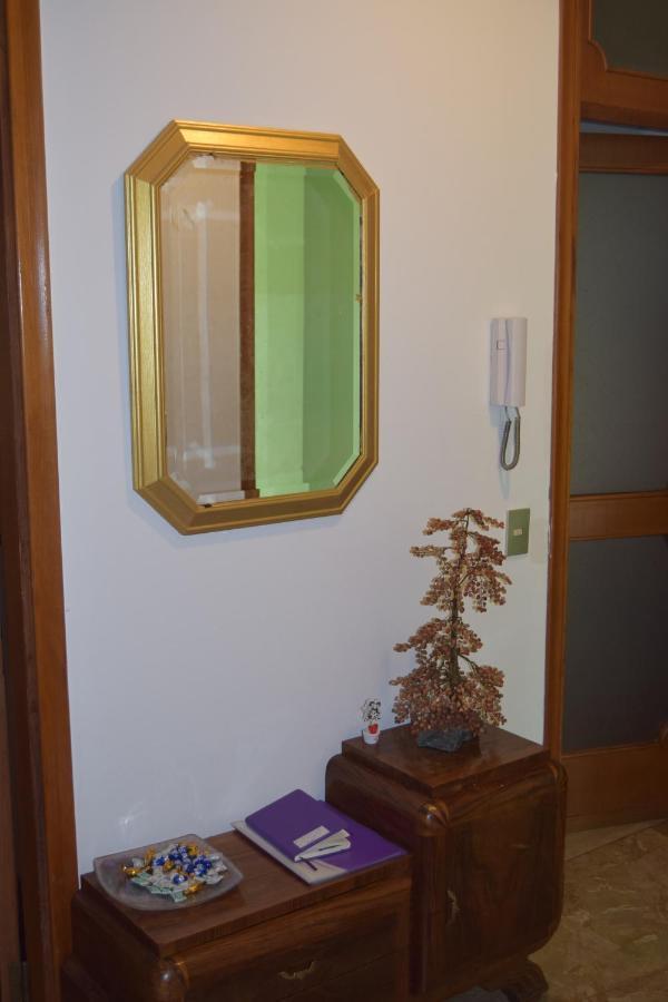 Ferienwohnung Al Salice Tranquillita Nel Verde Via Amendola 24 Busto Arsizio Exterior foto